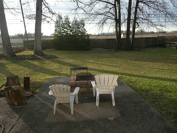 5th image of 277 Cottswold Dr