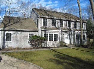 5 Blueberry Ln, East Hampton, NY 11937
