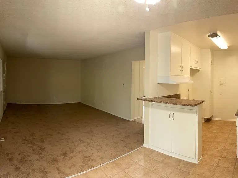 Etiwanda 8830, LP — Photo 42