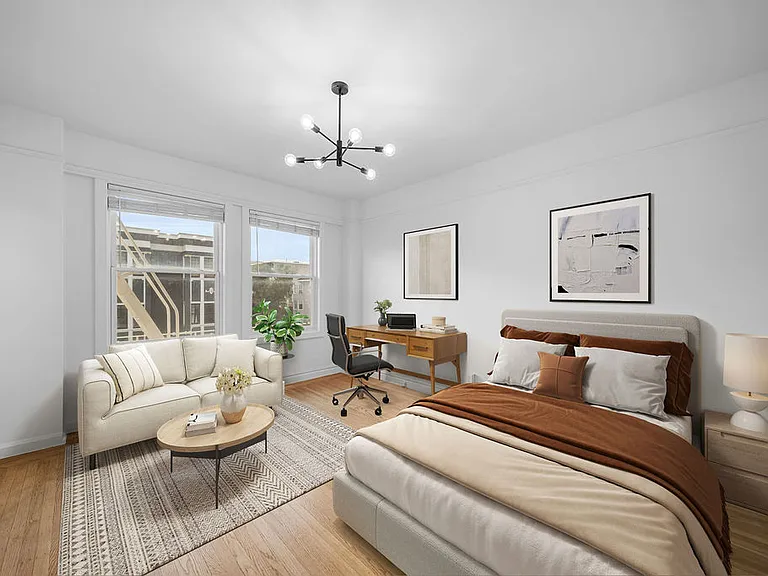 1530 Gough — Photo 3