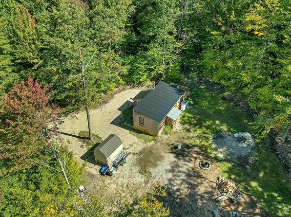 10 Moody Pond Road, Ossipee, NH 03814