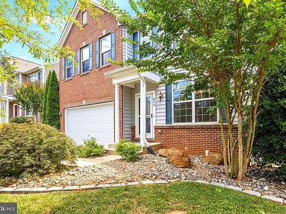 2nd image of 679 Pelhams Reach Dr