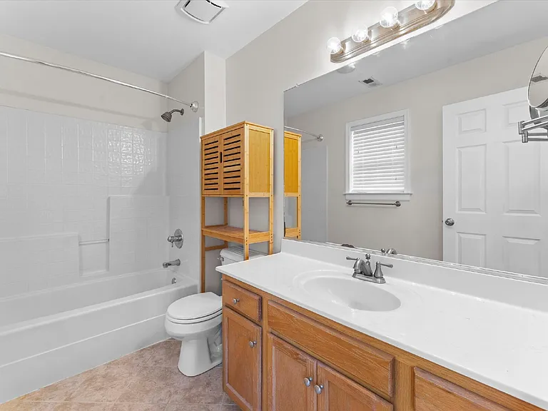6912 Dartmouth Ave — Photo 26