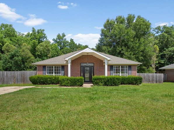 15982 Pecan View Dr