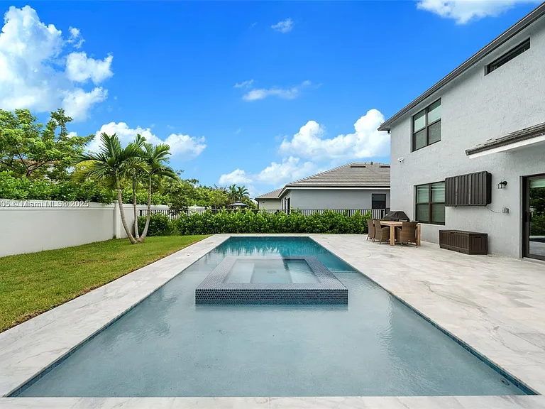 3142 Poinciana St — Photo 19