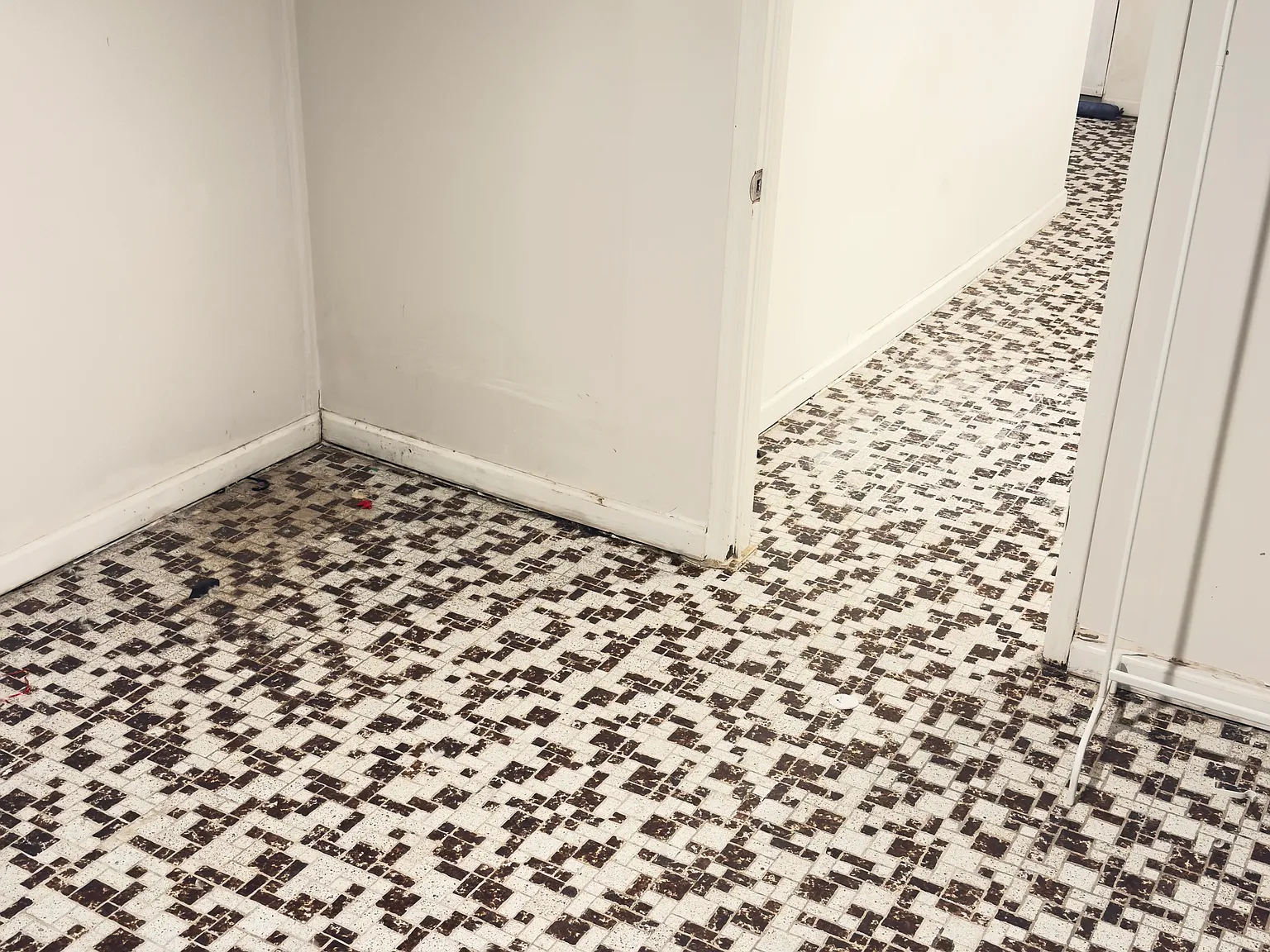 349 Fairmount Ave — Photo 1