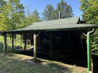 8950 Russell Springs Rd, Russell Springs, KY 42642