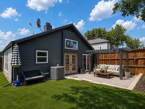 4th image of 2041 Mallard Dr