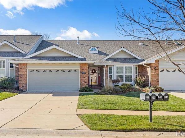 853 Braefield Ct, Chesterfield, MO 63017