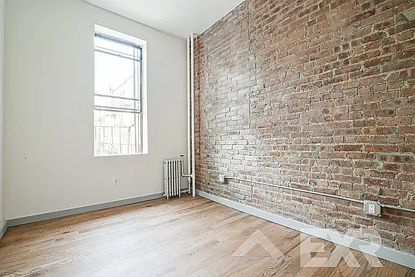 Rented by EXR | media 21