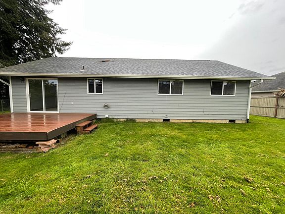 4th image of 310 S 10th St