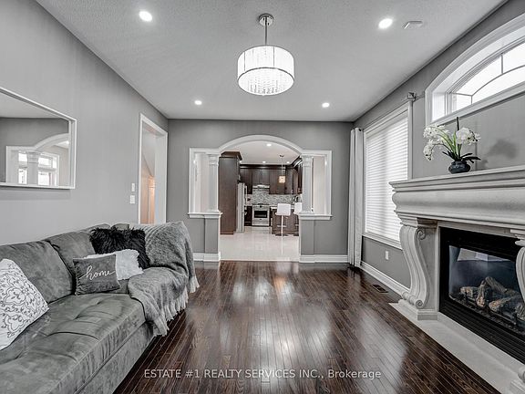 4th image of 20 Maybeck Dr