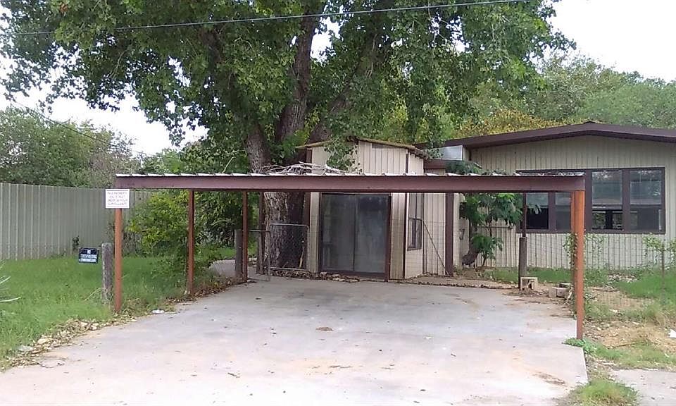 1st image of 4010 Diann Dr
