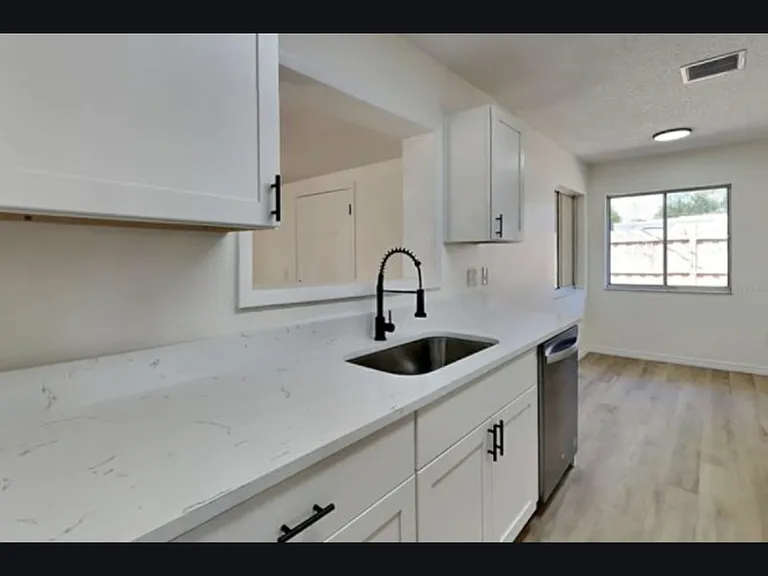 1868 E Cooper Dr — Photo 29