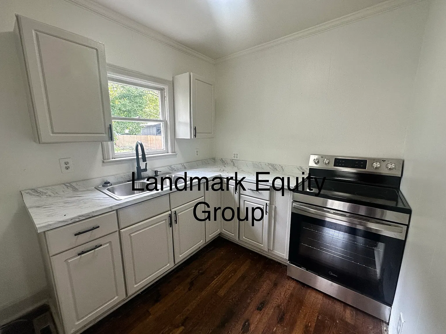 2 bed, 740 sqft, $1,100 — Photo 3