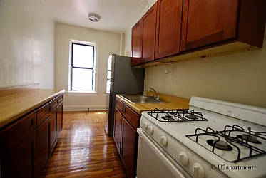 Rented by U2Apartment LLC