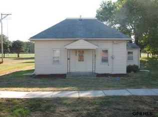 1006 2nd St, Yutan, NE 68073