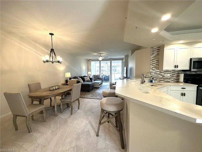 6816 Satinleaf Rd S #102 — Photo 7
