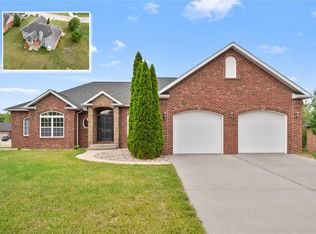 4913 Rita Ann Pl, Millstadt, IL 62260