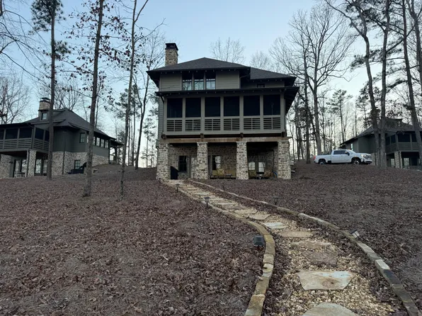 82 Waterside Cir, Jasper, AL 35504