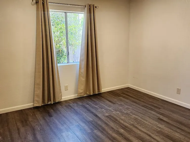 124 Fontana Ave — Photo 7