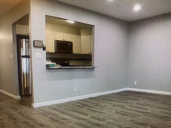 2nd image of 246 Pennyfield Ave #2