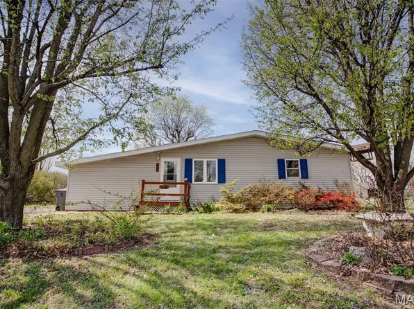 508 N Main St, Pleasant Hill, IL 62366