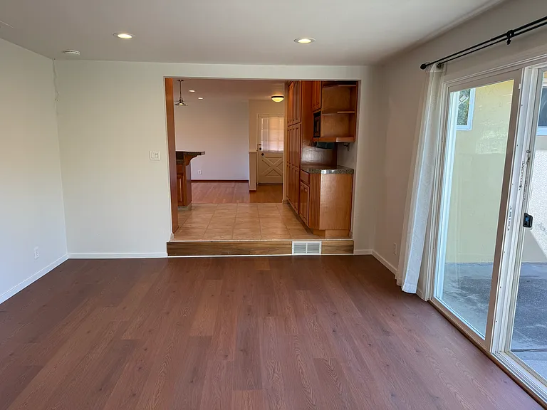 3378 Vanderbilt Way — Photo 14