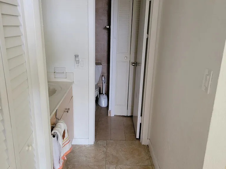 8425 NW 8th St #306 — Photo 15
