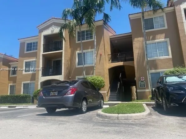 7930 N Nob Hill Rd APT 304, Fort Lauderdale, FL 33321
