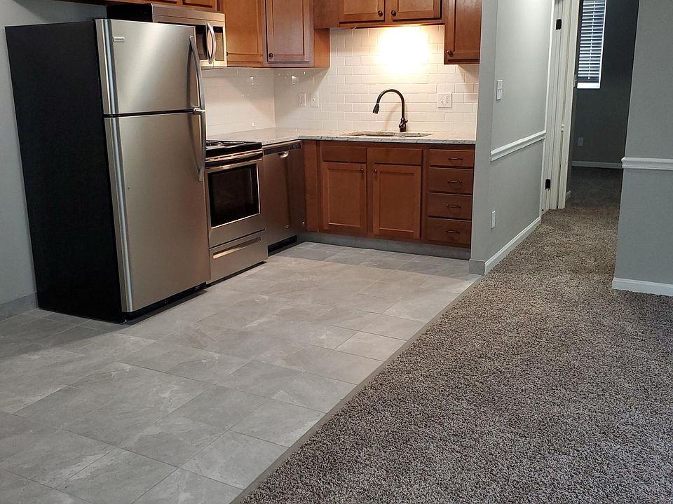 1st image of 721 Delta Ave #4