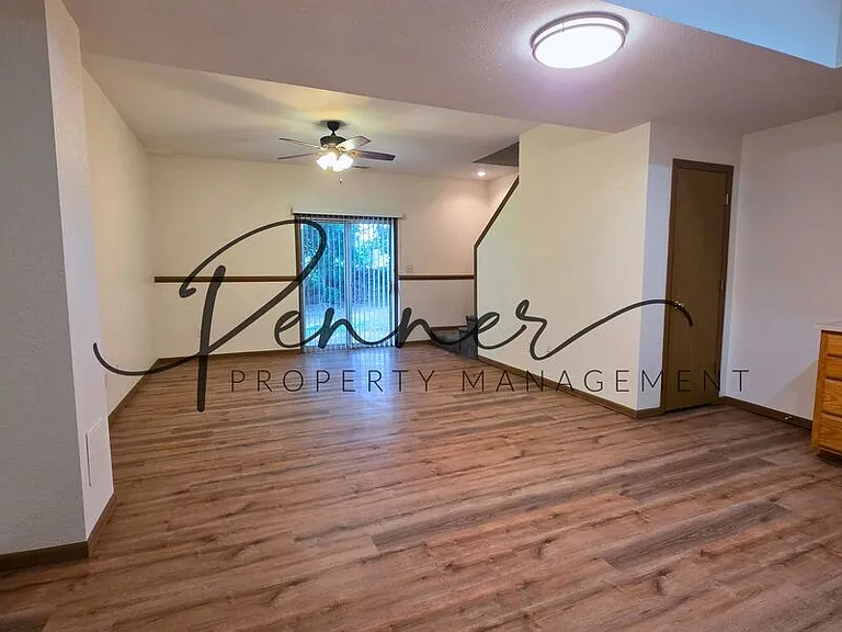 3110 S Cedar Crest Ct — Photo 2