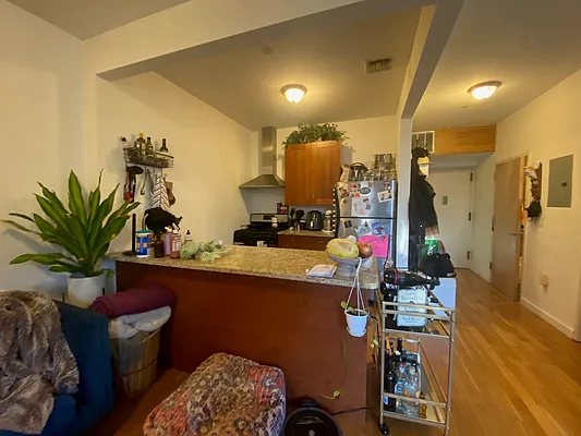 Rented by Dream Space Realty | media 15