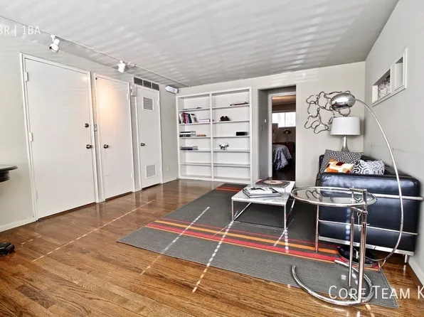 1020 W 44th St APT 7, Kansas City, MO 64111