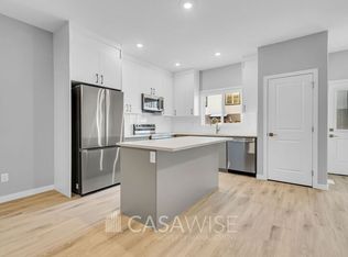 10248 157th St NW, Edmonton, AB T5P 2V1