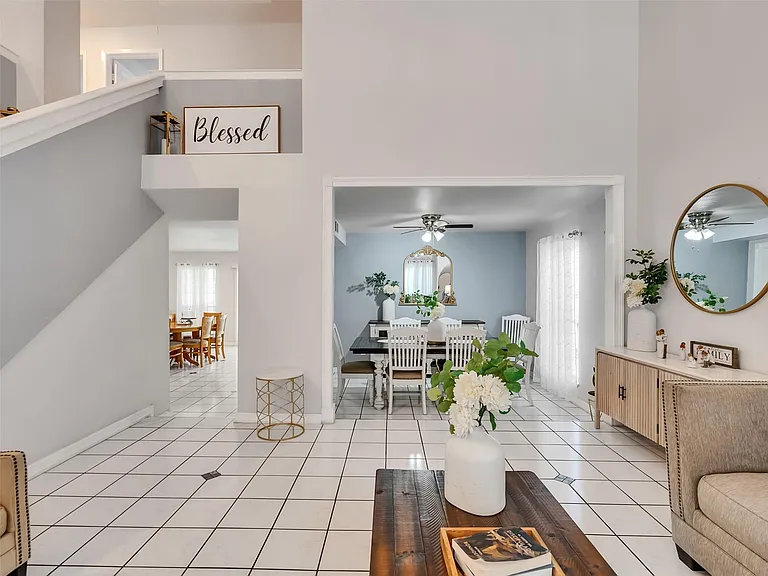10027 Glenkirk Dr — Photo 5