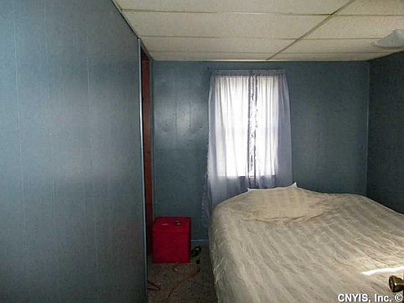 5th image of 152 Grove St