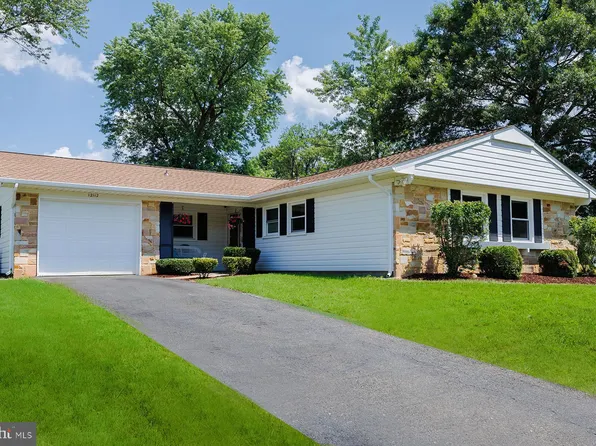 12112 Foxhill Ln, Bowie, MD 20715
