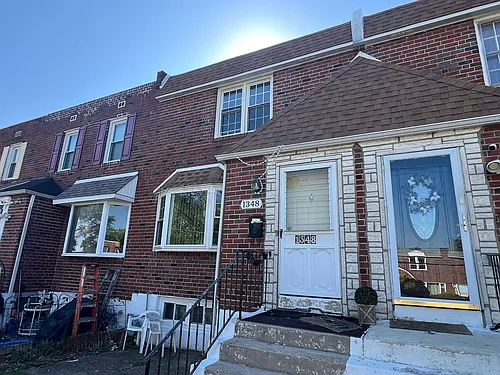 1348 Elson Rd Photo 1