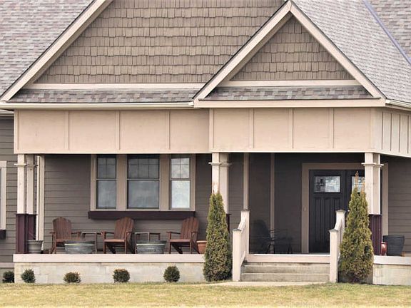 3rd image of 3668 Darby Knolls Blvd