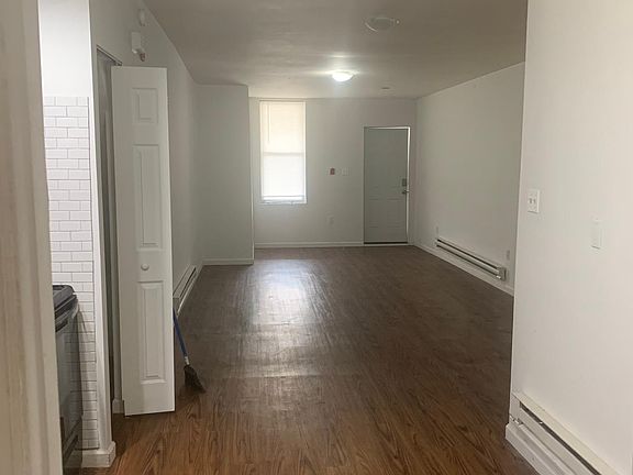 2nd image of 4721 N 15th St APT 1