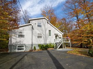 734 Edgewood Rd, Coolbaugh Twp, PA 18466