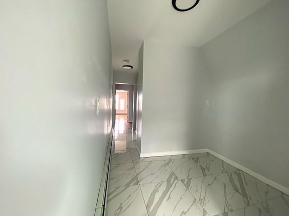 4th image of 69 Atlantic St #3