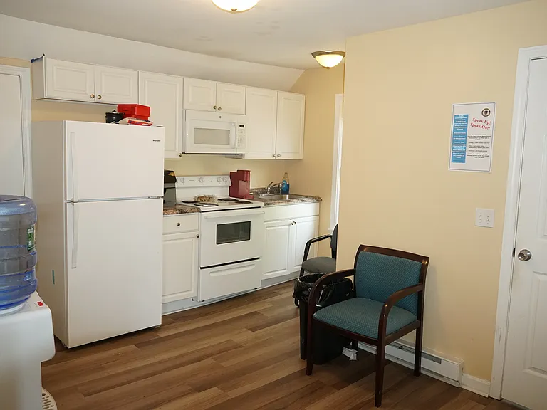 170 Middleboro Ave #3 — Photo 4