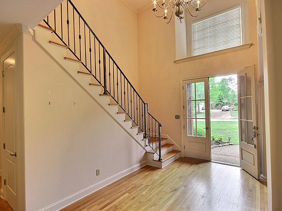 2nd image of 9982 Bentwood Creek Cv