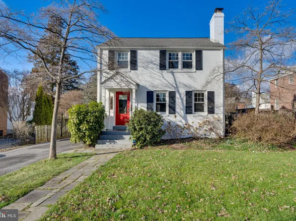 5909 Wilmett Rd, Bethesda, MD 20817