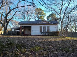 2002 Lower Port Caddo Rd, Marshall, TX 75672