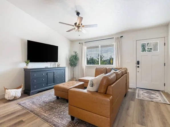 44 S Sugar St #Id1460915p, Nampa, ID 83687