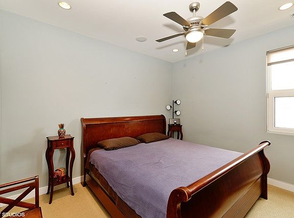 5th image of 1128 W Ardmore Ave APT 15