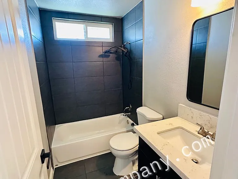 1564 Cavern Point Ct — Photo 23